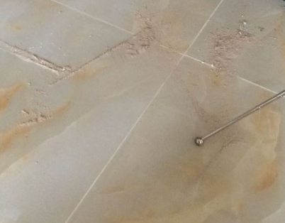 石阡瓷砖空鼓维修公司分享粘合剂选择不当在瓷砖铺贴过程中可能导致以下问题